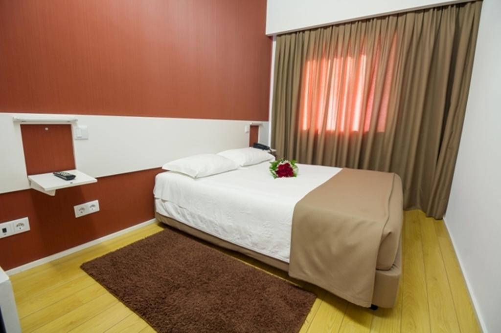 Hotel Laranjeira Viana do Castelo Room photo